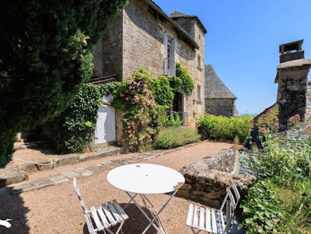 Vente Maison 9 pièces 257 m2 Turenne
