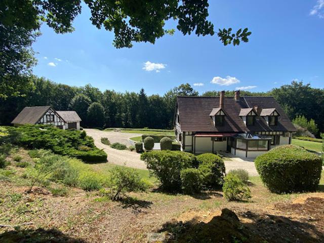 Vente Maison 9 pièces 258 m2 Chatillon sur indre