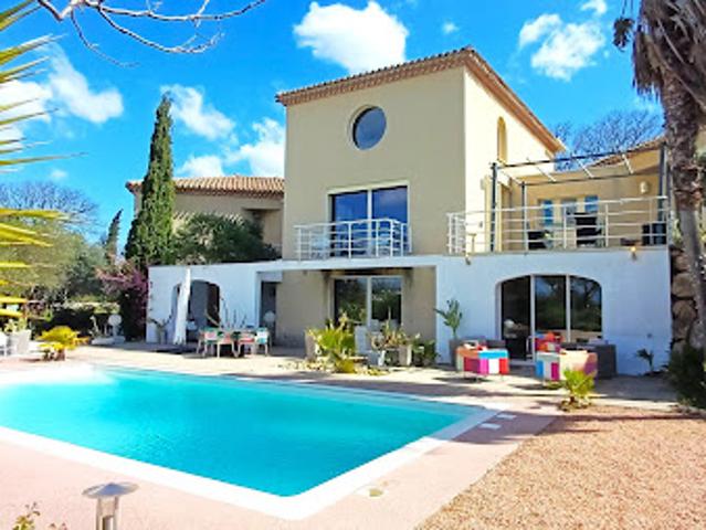Vente Maison 9 pièces 250 m2 Magalas