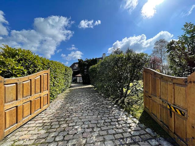 Vente Maison 9 pièces 250 m2 Orgerus
