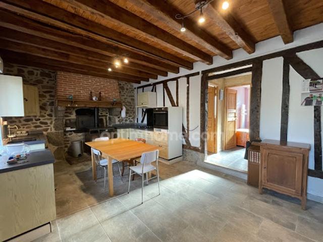 Vente Maison 9 pièces 250 m2 Arnac la Poste