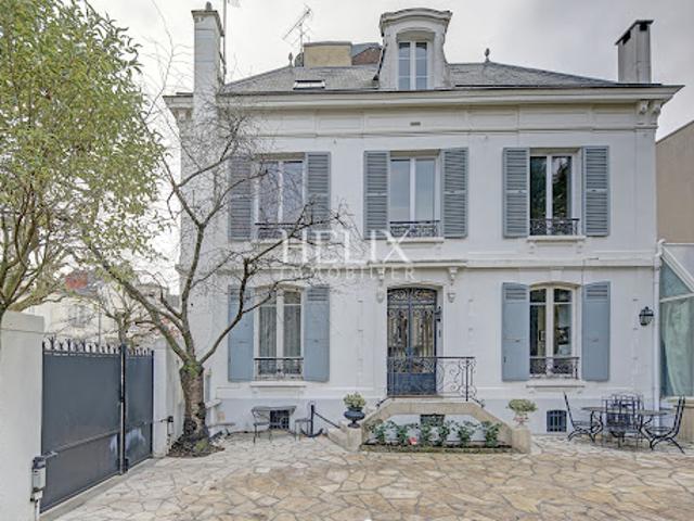 Vente Maison 9 pièces 250 m2 Le Vésinet