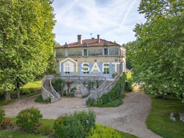 Vente Maison 9 pièces 250 m2 Pujols