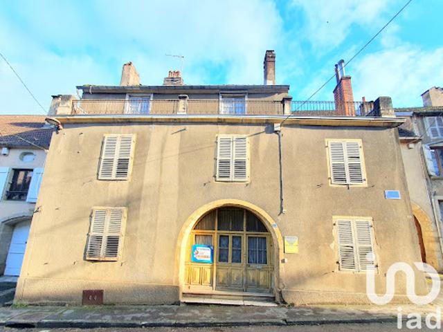 Vente Maison 9 pièces 253 m2 Jussey