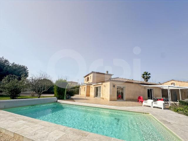 Vente Maison 9 pièces 253 m2 La Crau