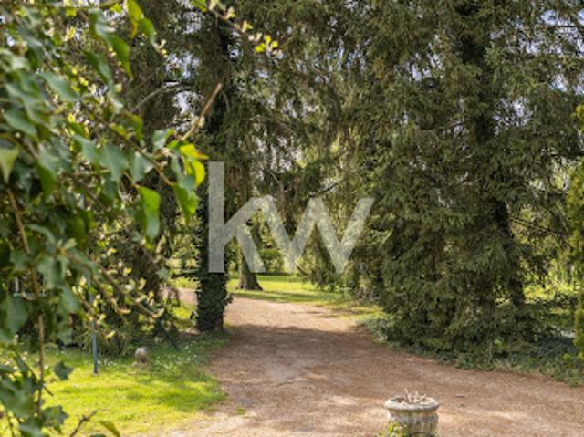 Vente Maison 9 pièces 253 m2 Traînou