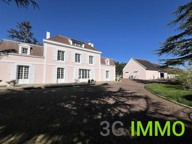Vente Maison 9 pièces 264 m2 Châteauneuf en Thymerais
