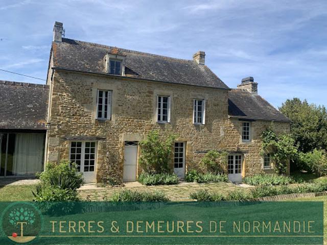 Vente Maison 9 pièces 265 m2 Meslay