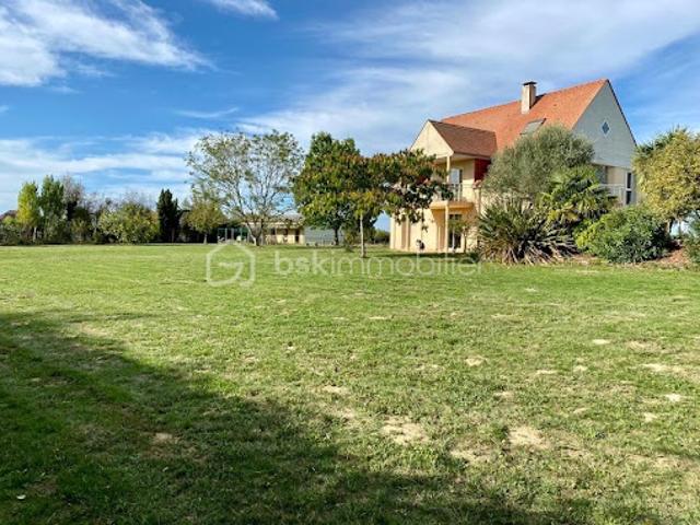 Vente Maison 9 pièces 269.3 m2 Escurès