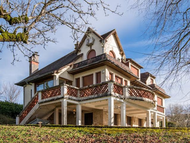 Vente Maison 9 pièces 260 m2 Beynat
