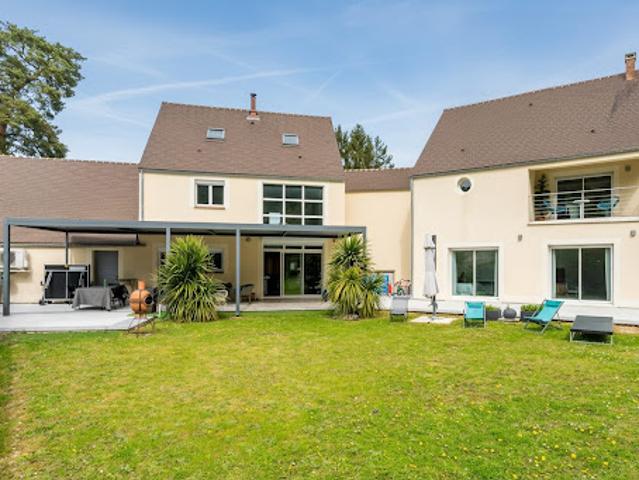 Vente Maison 9 pièces 274 m2 Thomery