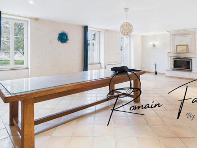 Vente Maison 9 pièces 275 m2 Cezac