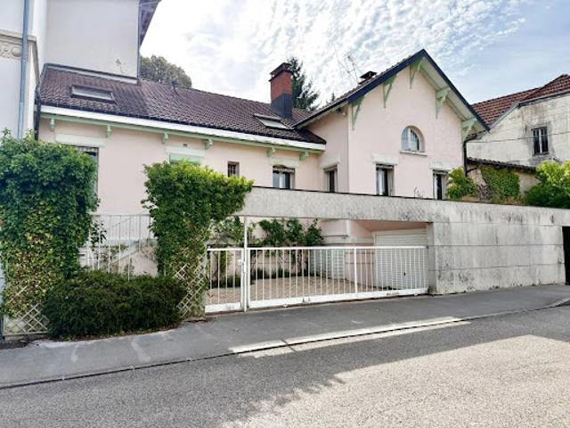 Vente Maison 9 pièces 278 m2 Luxeuil les Bains