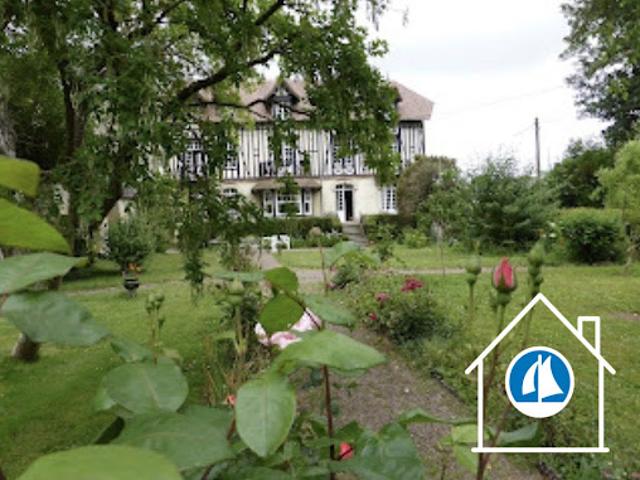 Vente Maison 9 pièces 270 m2 Creully