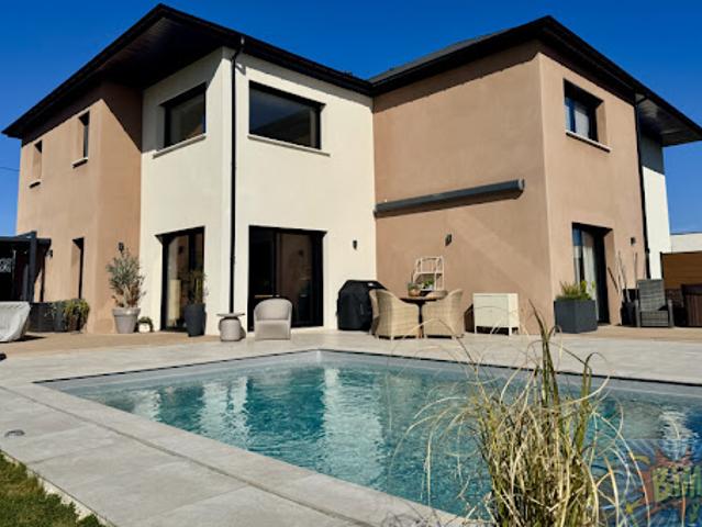 Vente Maison 9 pièces 270 m2 Isneauville