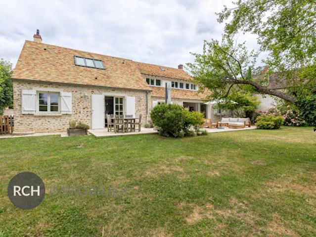 Vente Maison 9 pièces 285 m2 Orgerus
