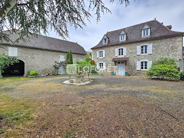 Vente Maison 9 pièces 285 m2 Orthez