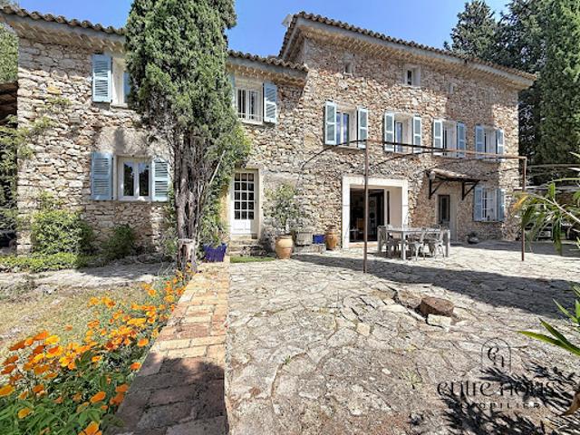 Vente Maison 9 pièces 287 m2 Lorgues