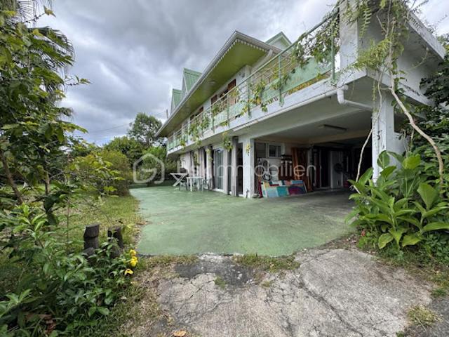 Vente Maison 9 pièces 288 m2 La possession