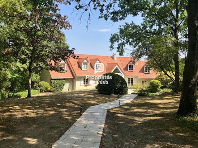 Vente Maison 9 pièces 280 m2 Septeuil