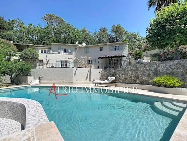 Vente Maison 9 pièces 280 m2 Tourrettes sur Loup