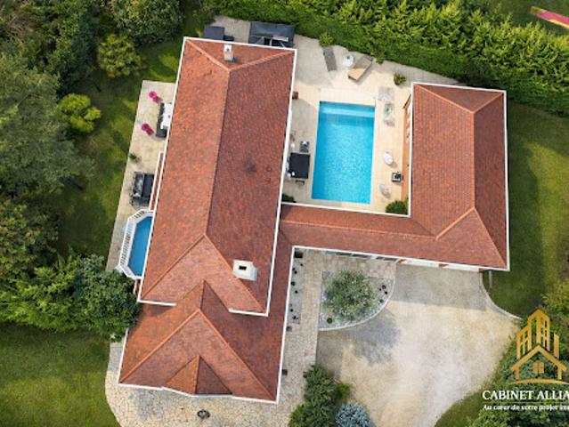 Vente Maison 9 pièces 282 m2 Etiolles