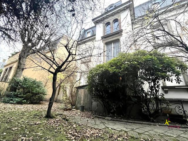 Vente Maison 9 pièces 283.97 m2 Strasbourg