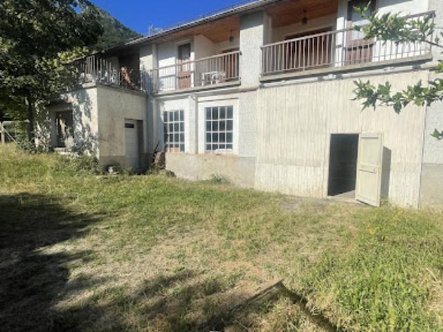Vente Maison 9 pièces 294 m2 Vernet les Bains