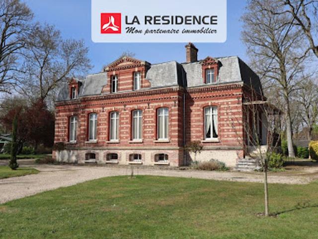 Vente Maison 9 pièces 296 m2 Etrépagny