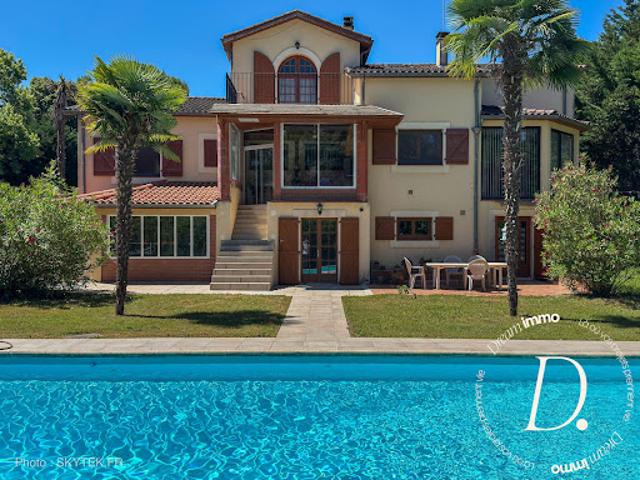 Vente Maison 9 pièces 298 m2 Auch