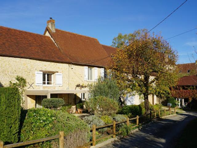 Vente Maison 9 pièces 298 m2 Saint Sulpice d'Excideuil