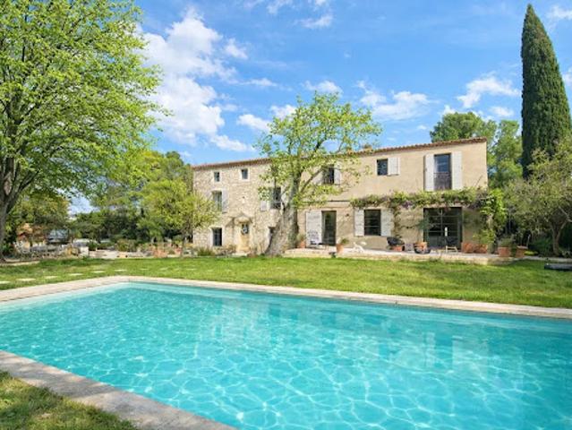 Vente Maison 9 pièces 290 m2 Paradou