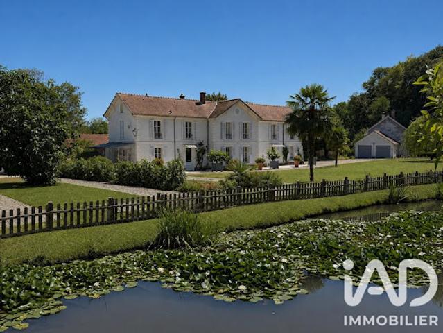 Vente Maison 9 pièces 290 m2 Reuil en Brie