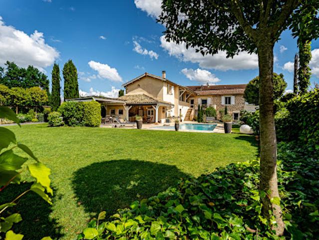 Vente Maison 9 pièces 291 m2 Brindas