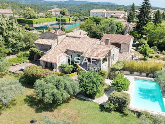 Vente Maison 9 pièces 292 m2 Payzac