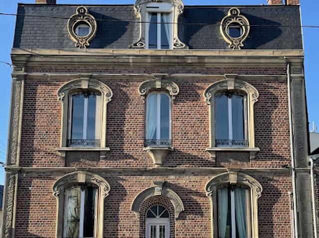 Vente Maison 9 pièces 304 m2 Beauvais