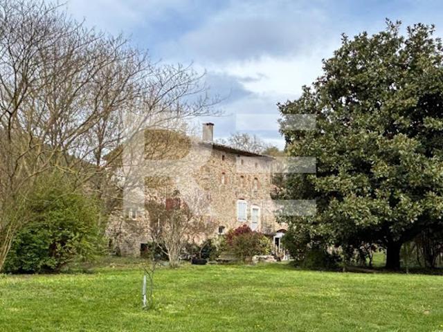 Vente Maison 10 pièces 304 m2 Lasalle