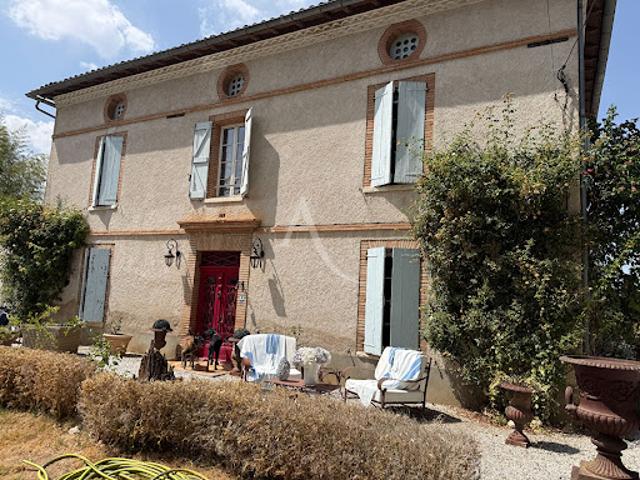 Vente Maison 9 pièces 305.26 m2 Lisle sur Tarn