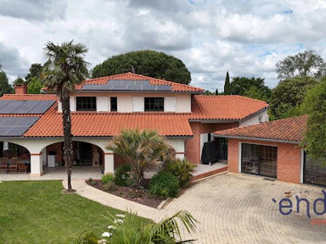 Vente Maison 9 pièces 308 m2 Tournefeuille