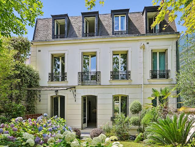 Vente Maison 9 pièces 300 m2 Neuilly sur Seine