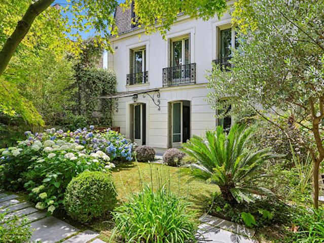Vente Maison 9 pièces 300 m2 Paris 16ème