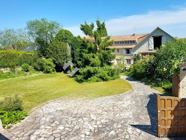 Vente Maison 9 pièces 300 m2 Thoiry