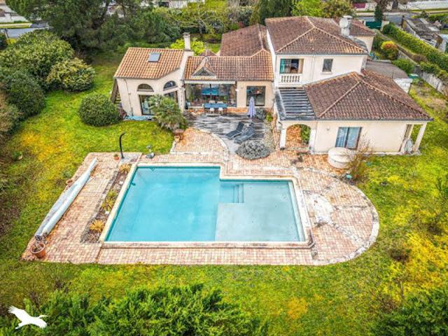 Vente Maison 9 pièces 303 m2 Gradignan