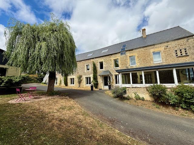 Vente Maison 9 pièces 303 m2 Laize la Ville