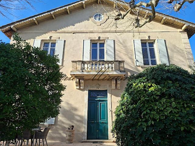Vente Maison 9 pièces 310 m2 Avignon
