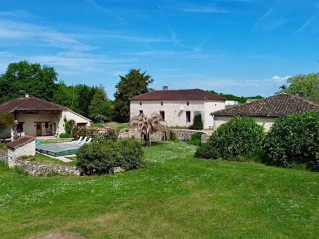 Vente Maison 9 pièces 310 m2 Hautefage la Tour