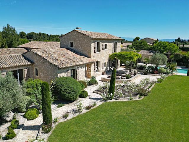 Vente Maison 9 pièces 325 m2 Saint Rémy de Provence