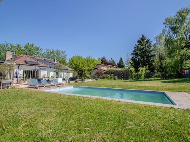 Vente Maison 9 pièces 320 m2 Fontaines Saint Martin