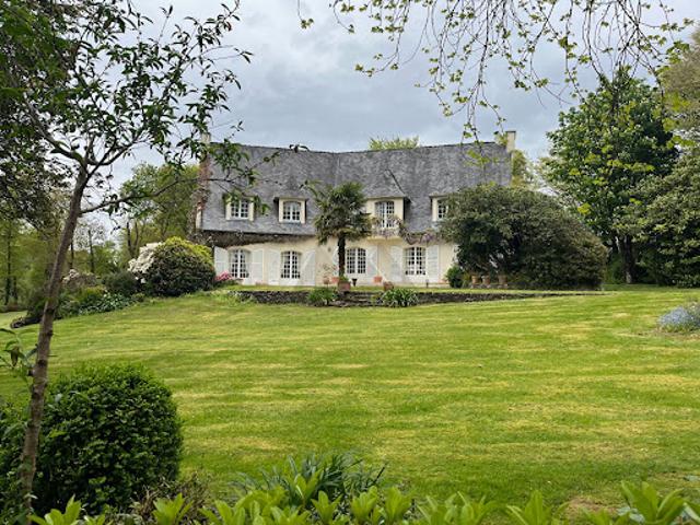 Vente Maison 9 pièces 320 m2 Landerneau