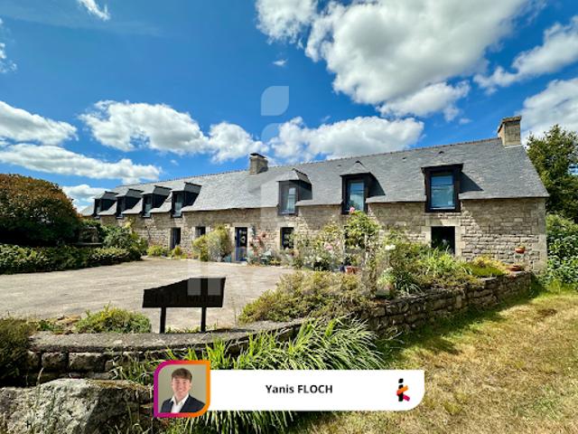 Vente Maison 9 pièces 323 m2 Kernascléden
